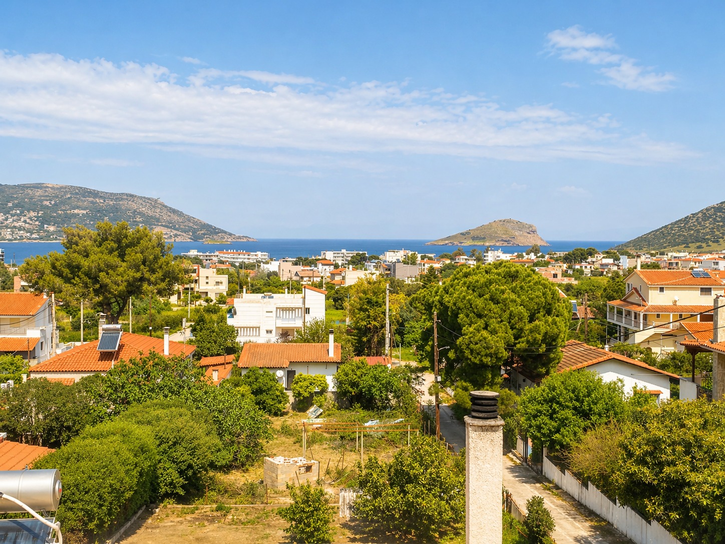 View over Porto Rafti bay from Mavie Bee
